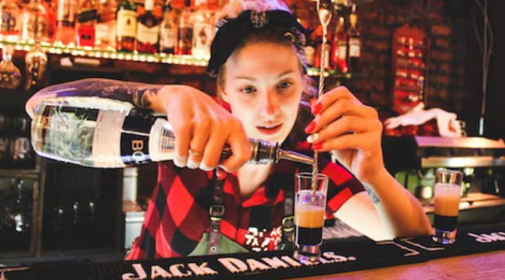 6 aplicativos para bartenders que você precisa conhecer